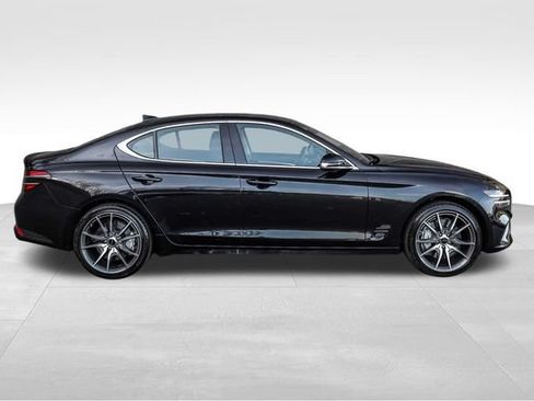 Used 2026 Genesis G70 2.5T AWD/4WD image 3