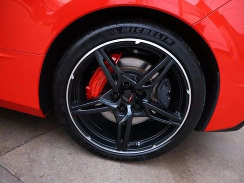 Used 2021 Chevrolet Corvette Stingray Premium Cpe w/ Z51 Performance Package RWD image 40