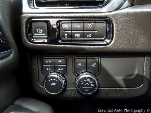 Used 2025 GMC Yukon Elevation w/ LPO, Floor Liner Package image 20