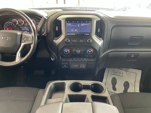 Used 2019 Chevrolet Silverado 1500 RST image 11