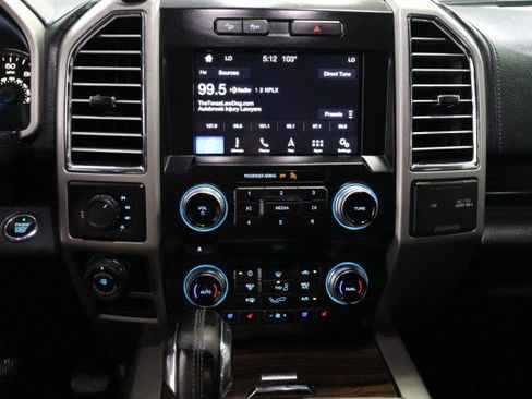Used 2016 Ford F150 Lariat w/ Equipment Group 502A Luxury AWD/4WD image 40