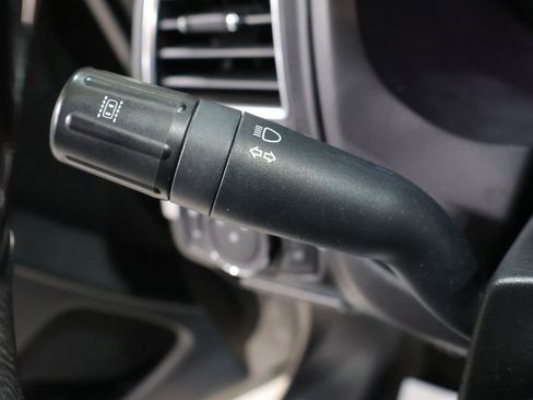 Used 2018 Ford Explorer Platinum image 40