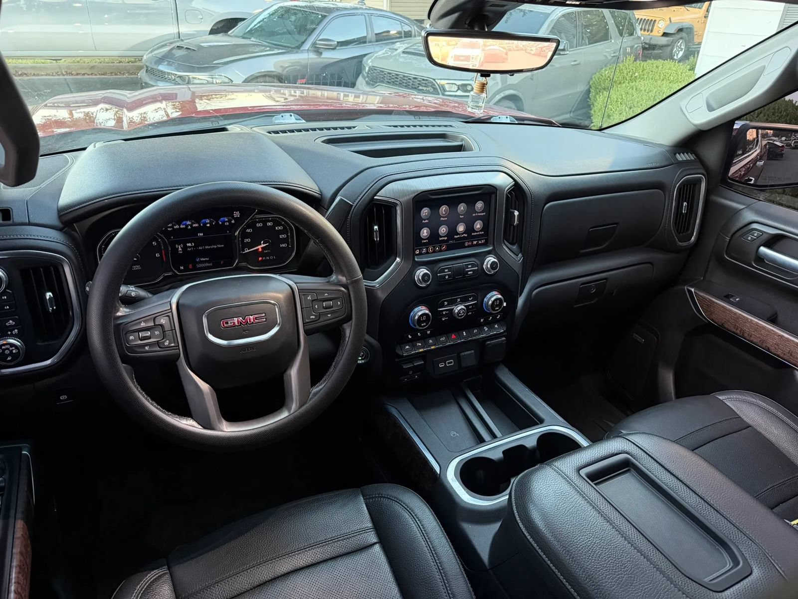 Used 2021 GMC Sierra 1500 Denali w/ Denali Ultimate Package AWD/4WD image 16
