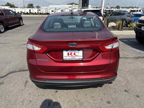 Used 2013 Ford Fusion S FWD image 6
