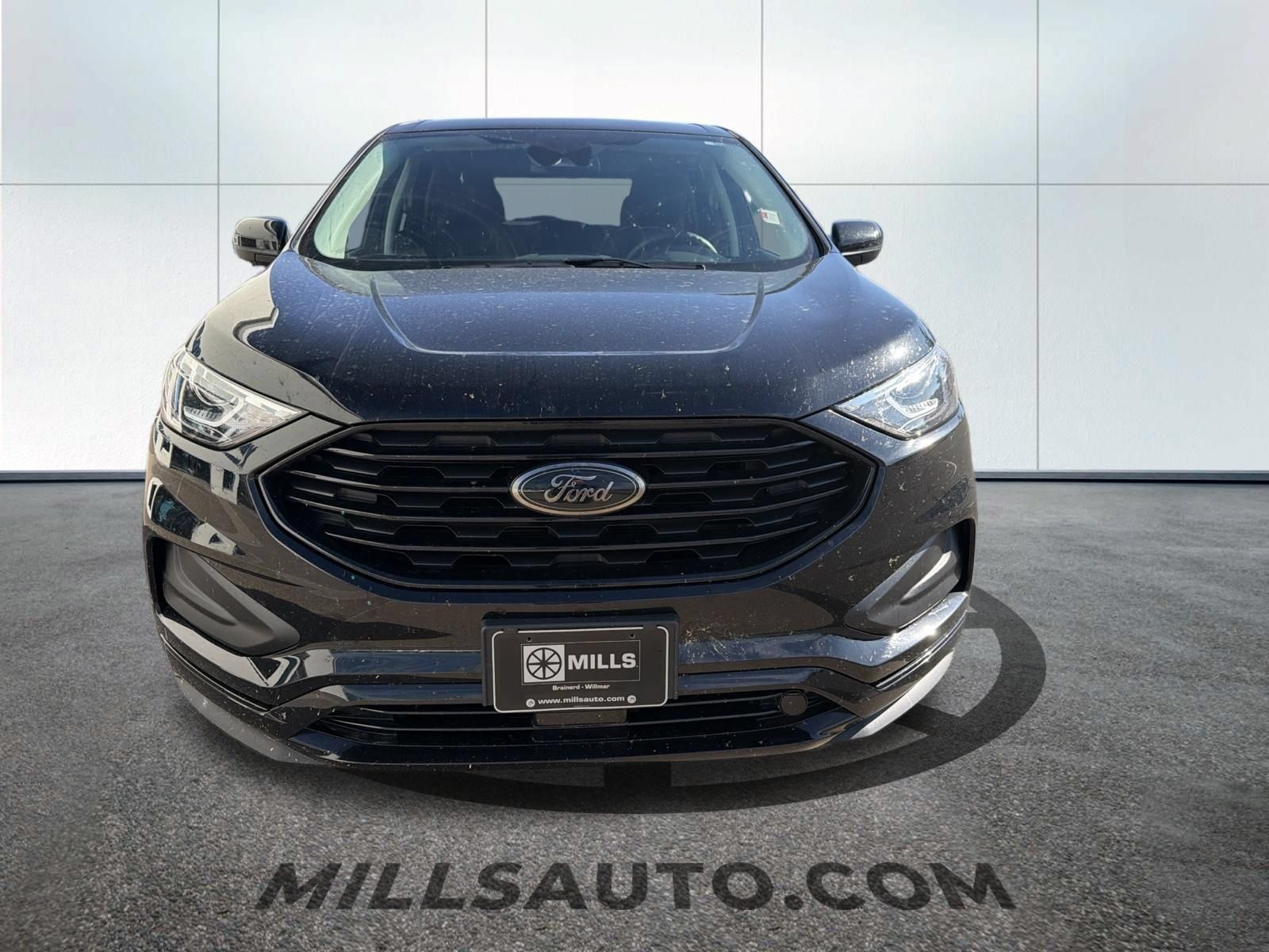 Used 2023 Ford Edge SE w/ Black Appearance Package AWD/4WD image 2