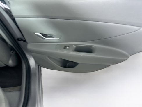 Used 2024 Hyundai Elantra SEL image 29