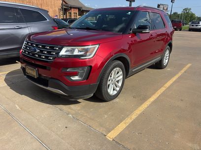 Used 2017 Ford Explorer XLT w/ Equipment Group 201A