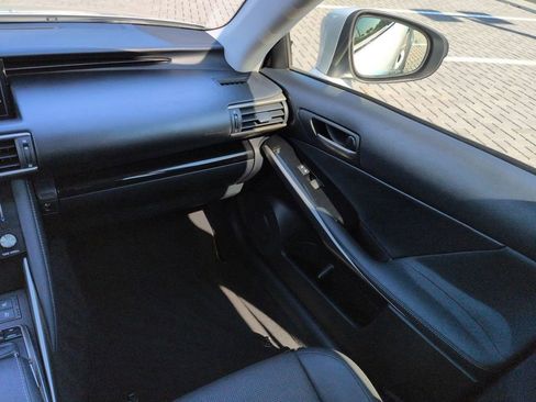 Used 2017 Lexus IS 200t w/ Navigation System Package image 18