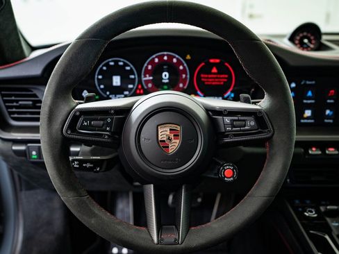 Certified 2025 Porsche 911 Carrera GTS image 6