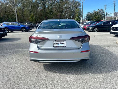 Used 2025 Honda Civic Sport Touring image 5