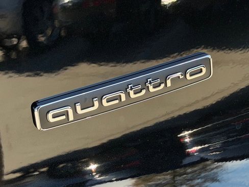 New 2025 Audi Q5 2.0T Premium image 6