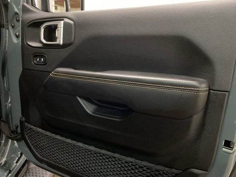 Used 2025 Jeep Wrangler Unlimited Sahara w/ Safety Group AWD/4WD image 80