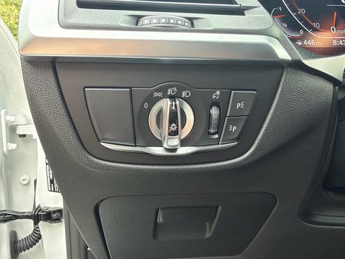Used 2024 BMW X3 xDrive30i AWD/4WD image 25