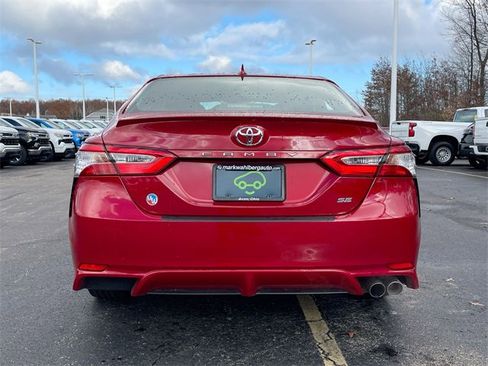 Used 2020 Toyota Camry SE image 31