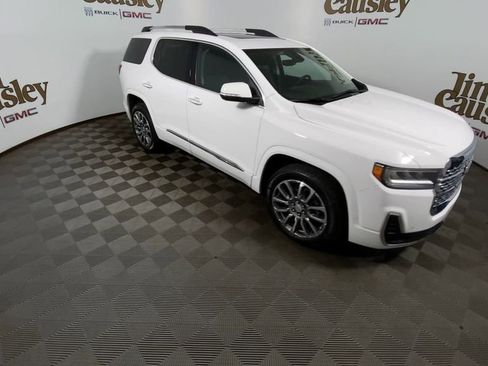 Used 2023 GMC Acadia Denali w/ Denali Ultimate Package image 2