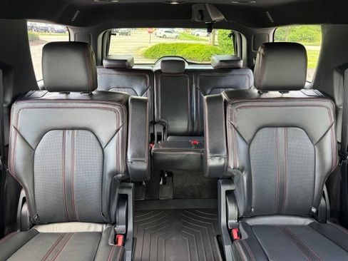 Used 2022 Ford Expedition Limited AWD/4WD image 29