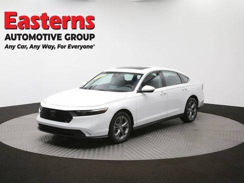 Used 2023 Honda Accord EX image 58