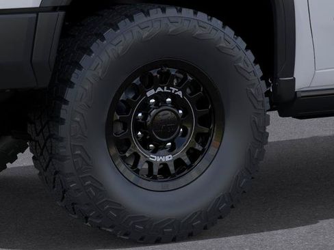 New 2026 GMC Sierra 2500 AT4X w/ AT4X AEV Edition AWD/4WD image 33