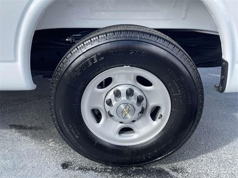 Certified 2025 Chevrolet Express 2500 w/ Driver Convenience Package image 10