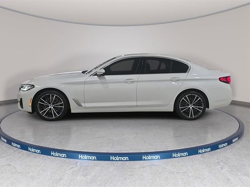 Used 2023 BMW 530i w/ Convenience Package image 9