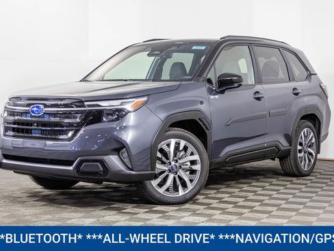 Used 2025 Subaru Forester Touring image 2