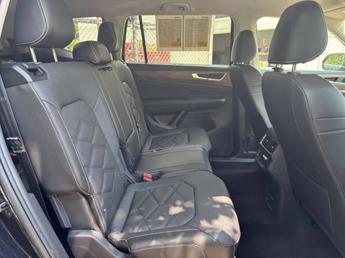 Used 2026 Volkswagen Atlas SE FWD image 38