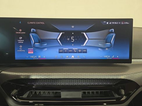 New 2026 BMW 230i xDrive 230i xDrive w/ Premium Package image 23