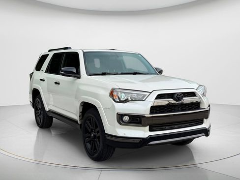 Used 2019 Toyota 4Runner Limited AWD/4WD image 3