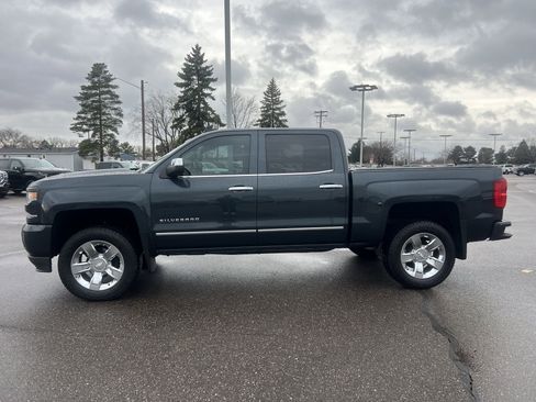 Used 2018 Chevrolet Silverado 1500 LTZ Z71 w/ LTZ Plus Package image 5