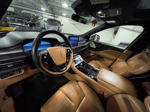 Used 2022 Lincoln Aviator Black Label w/ Dynamic Handling Package image 10