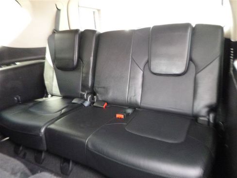 Used 2019 Nissan Armada SL w/ Premium Package AWD/4WD image 7