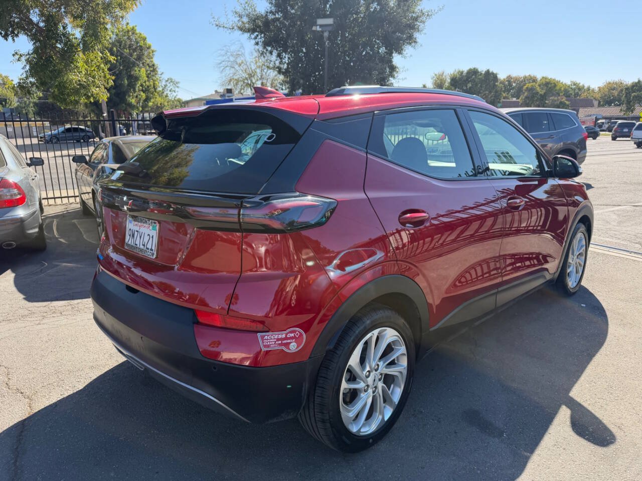 Used 2023 Chevrolet Bolt EUV LT w/ Driver Confidence Package FWD image 6