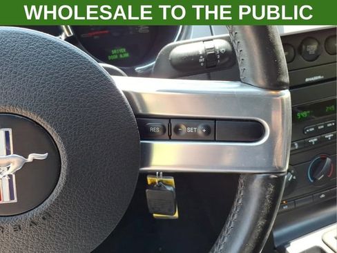 Used 2006 Ford Mustang GT Premium RWD image 18