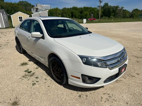 Used 2011 Ford Fusion SE w/ 202A Rapid Spec Order Code FWD image 4