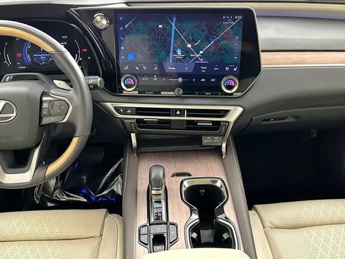 Used 2024 Lexus RX 350 w/ Convenience Package AWD/4WD image 25