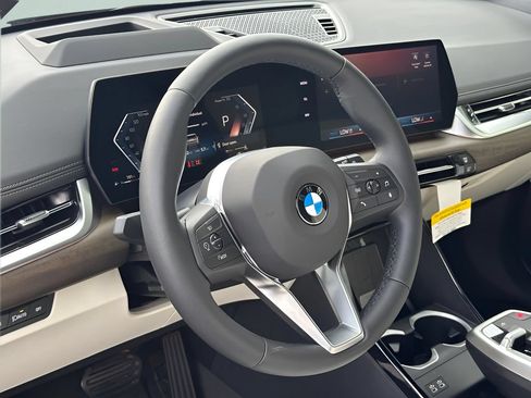 New 2026 BMW X1 xDrive28i w/ Technology Package AWD/4WD image 13