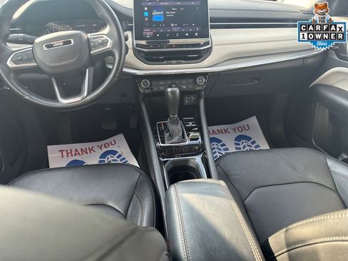 Certified 2022 Jeep Compass Limited image 30