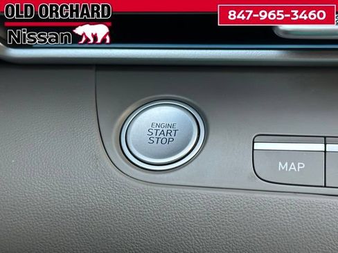 Used 2025 Hyundai Elantra SEL FWD image 19