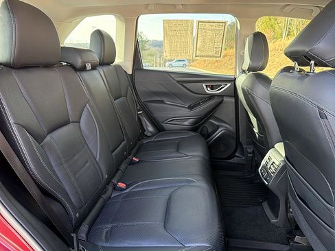 Used 2020 Subaru Forester Touring image 22