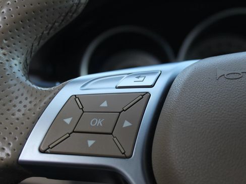 Used 2014 Mercedes-Benz CLS 550 4MATIC image 28