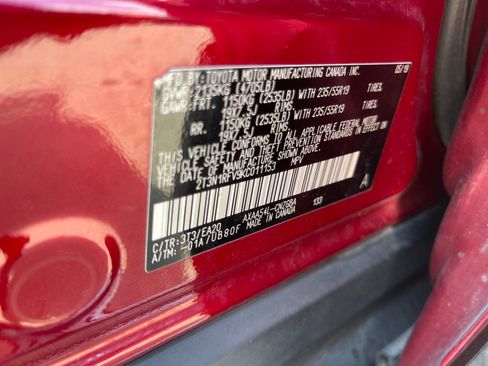 Used 2019 Toyota RAV4 Limited AWD/4WD image 33