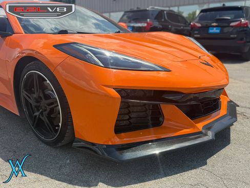 Used 2022 Chevrolet Corvette Stingray Convertible w/ Z51 Performance Package RWD image 12