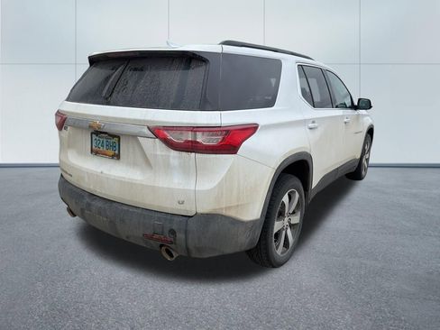 Used 2020 Chevrolet Traverse LT w/ LT Premium Package AWD/4WD image 5