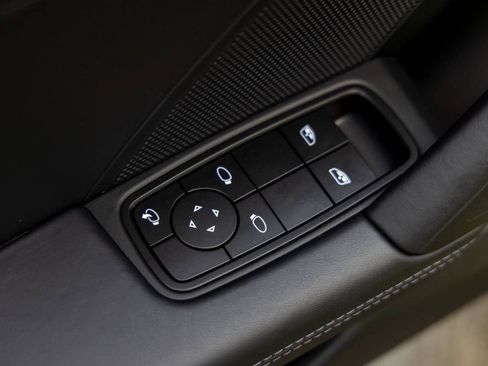 Certified 2025 Porsche 911 Carrera 4 GTS image 61