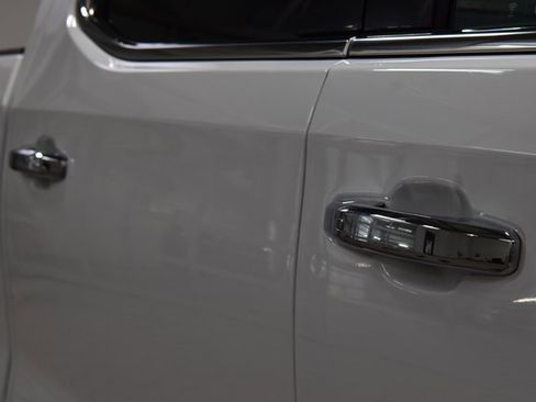 Used 2023 GMC Sierra 1500 SLT w/ SLT Premium Package image 19