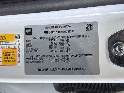Certified 2025 GMC Yukon XL Denali AWD/4WD image 10