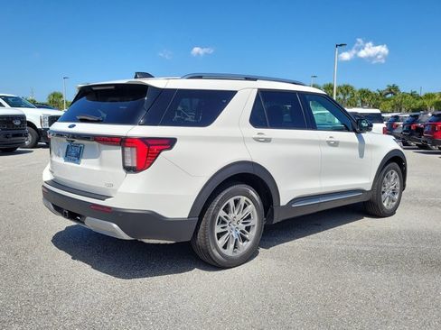 New 2026 Ford Explorer Platinum RWD image 9