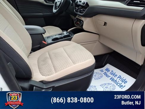 Certified 2022 Ford Escape SE w/ Convenience Package AWD/4WD image 10
