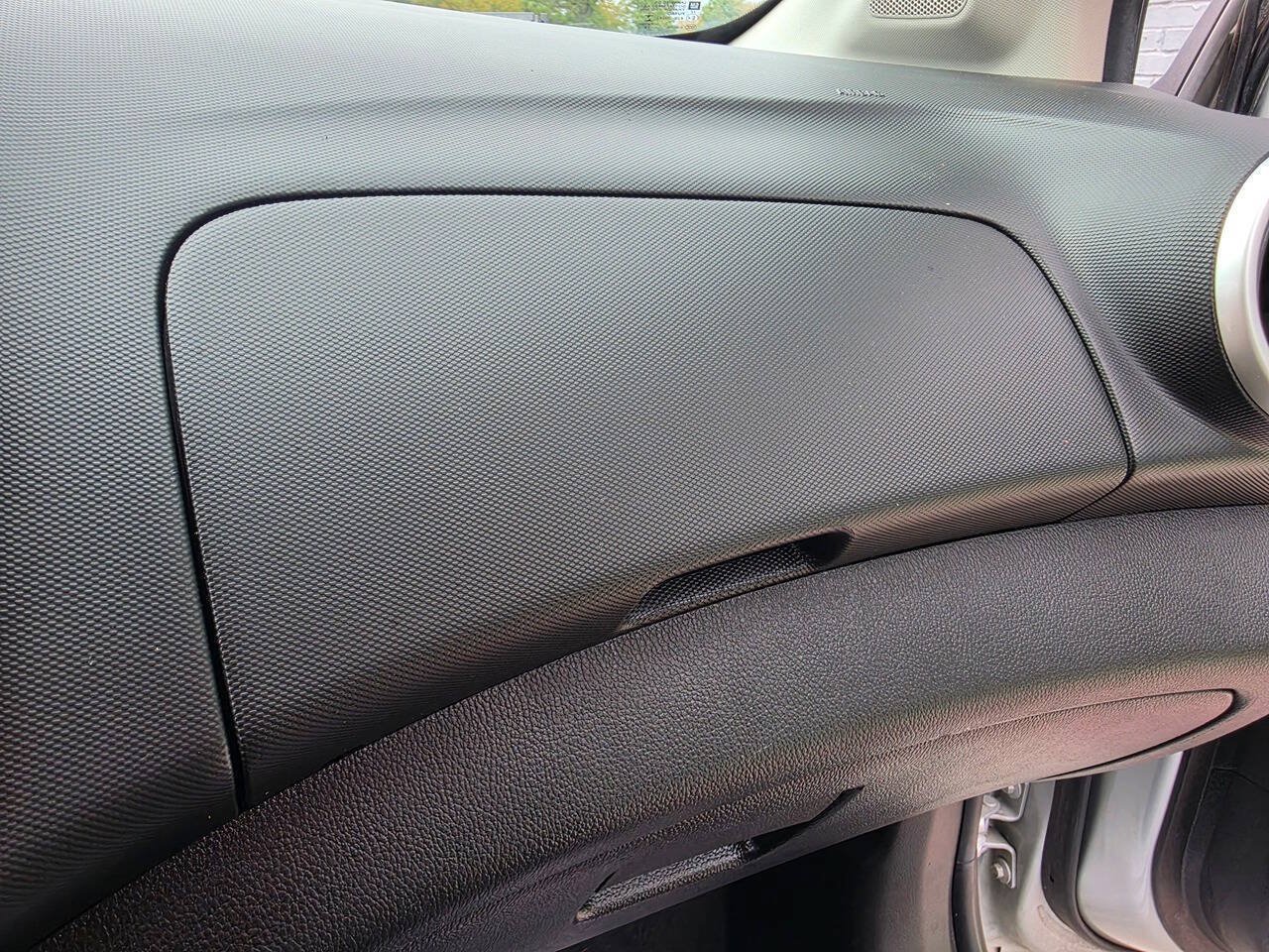 Used 2019 Chevrolet Sonic LT w/ Convenience Package FWD image 40