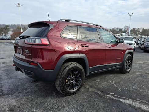 Used 2019 Jeep Cherokee Trailhawk image 7